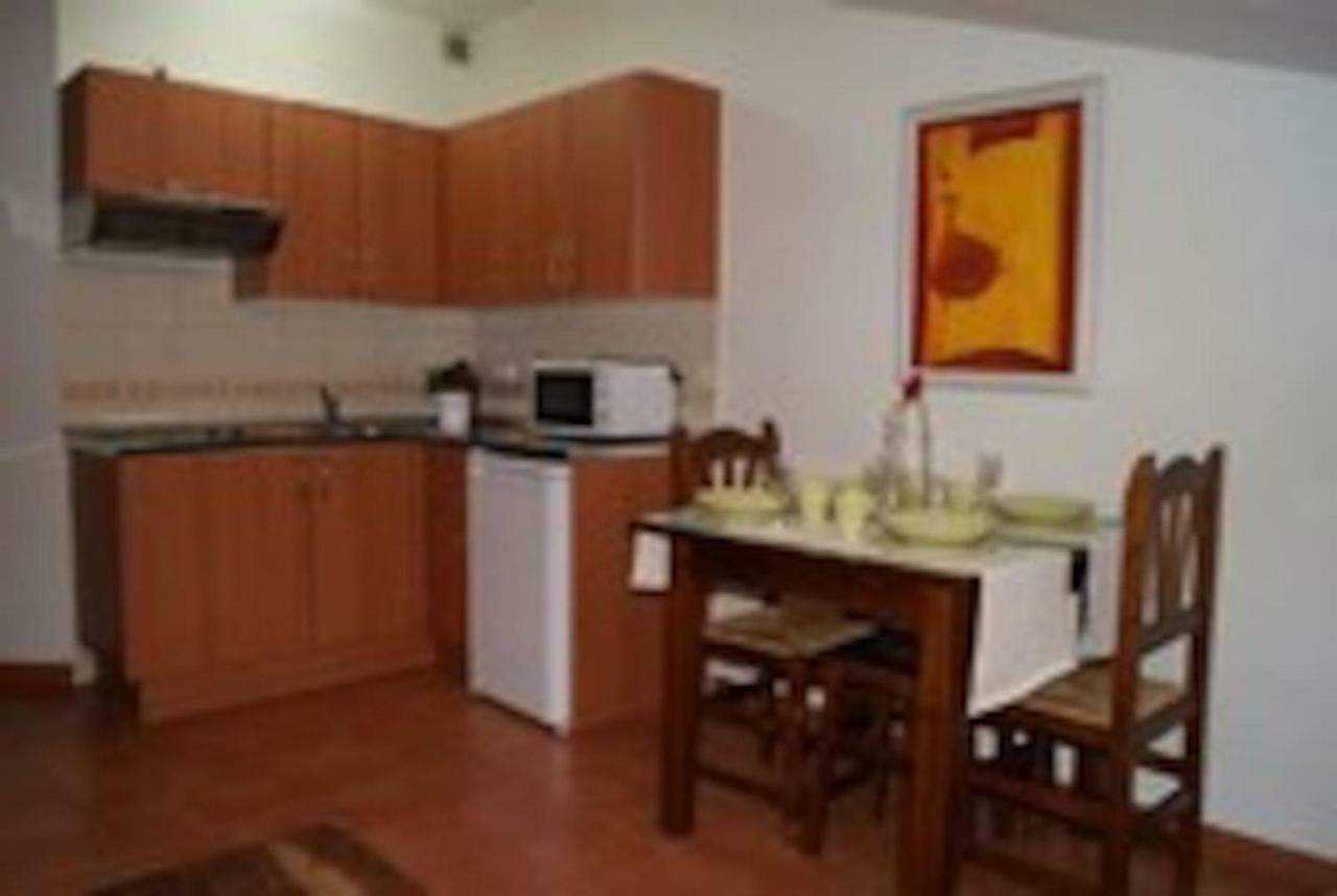 Casa Rural El Sauce. A 2,5 Km De Cuenca Capital Nohales Eksteriør bilde