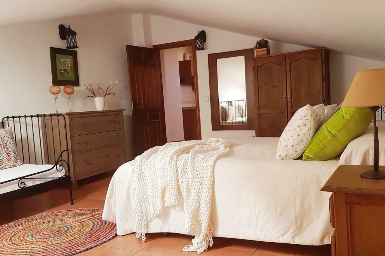 Casa Rural El Sauce. A 2,5 Km De Cuenca Capital Nohales Eksteriør bilde